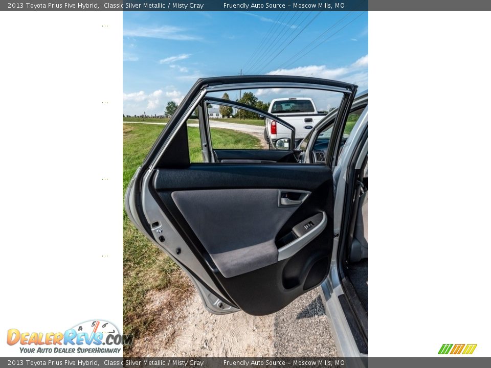 2013 Toyota Prius Five Hybrid Classic Silver Metallic / Misty Gray Photo #21