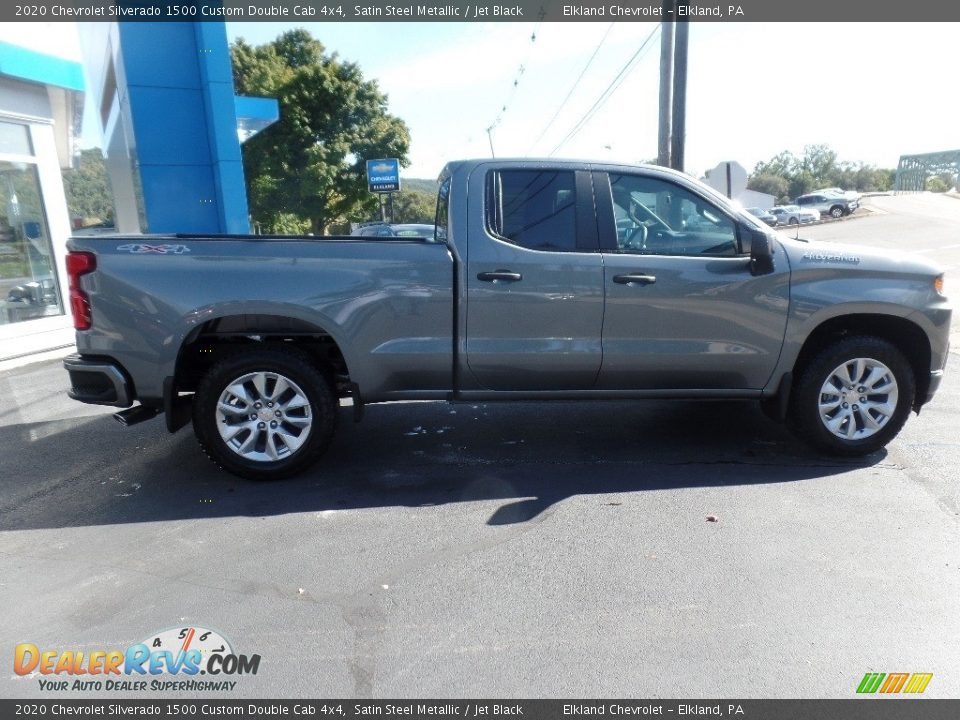 2020 Chevrolet Silverado 1500 Custom Double Cab 4x4 Satin Steel Metallic / Jet Black Photo #10