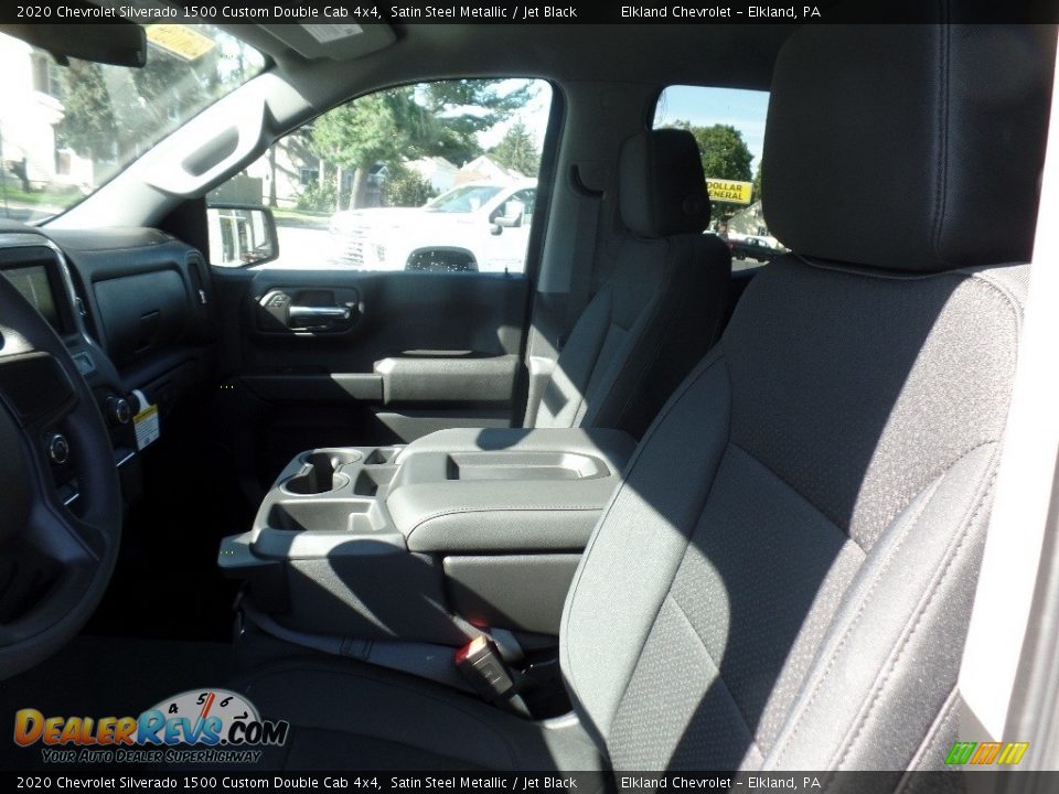 2020 Chevrolet Silverado 1500 Custom Double Cab 4x4 Satin Steel Metallic / Jet Black Photo #18