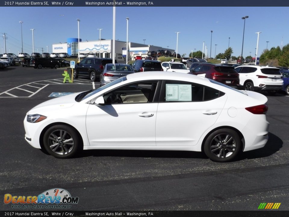 2017 Hyundai Elantra SE White / Gray Photo #6