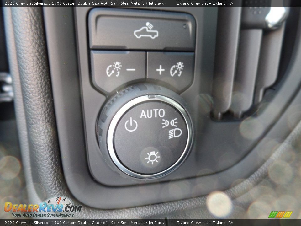 2020 Chevrolet Silverado 1500 Custom Double Cab 4x4 Satin Steel Metallic / Jet Black Photo #23
