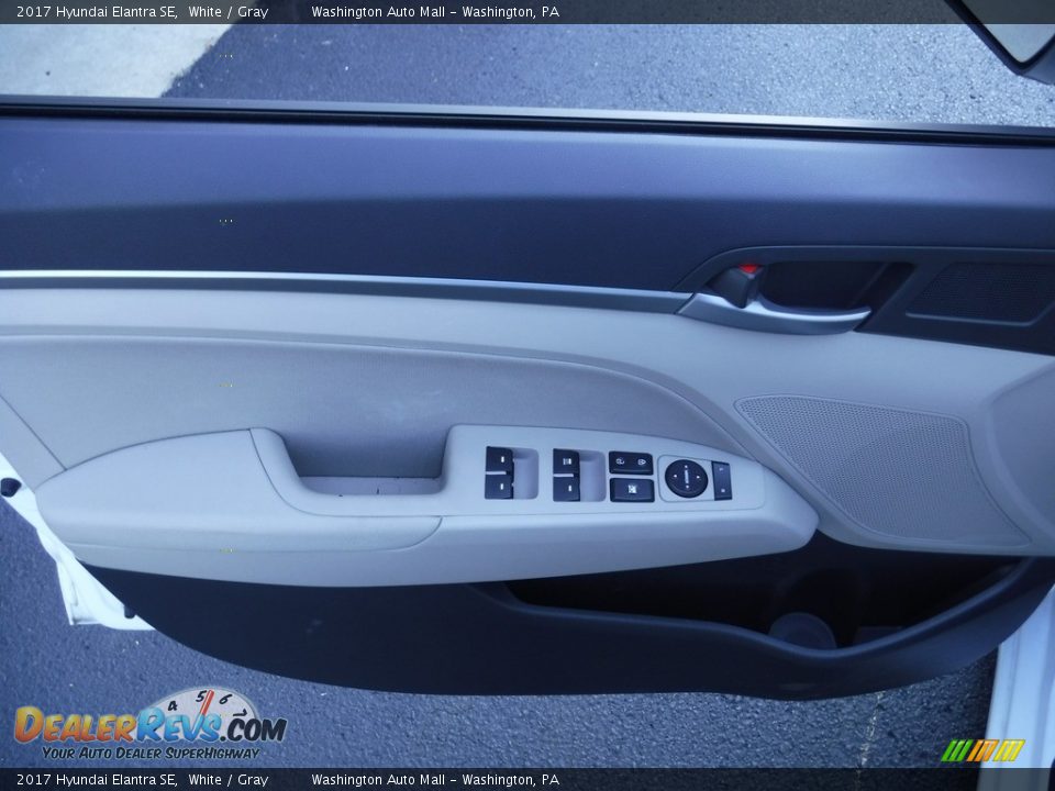 2017 Hyundai Elantra SE White / Gray Photo #11