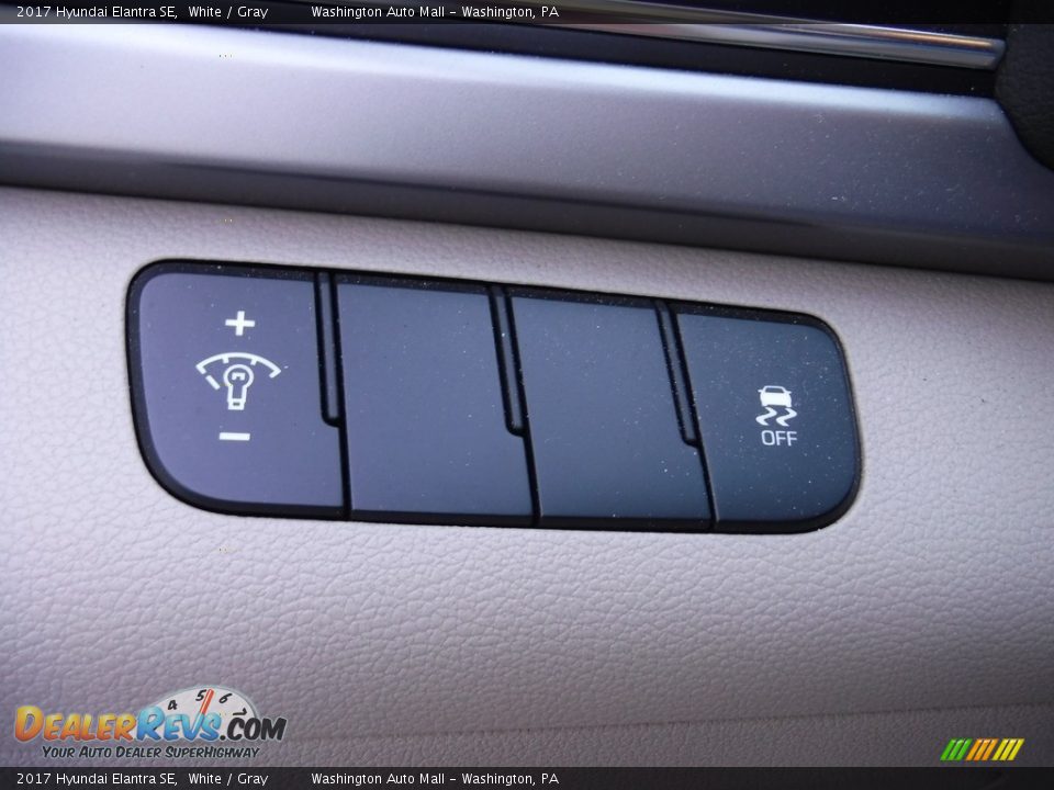 2017 Hyundai Elantra SE White / Gray Photo #12