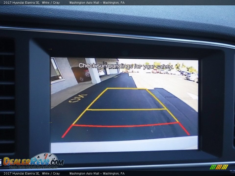 2017 Hyundai Elantra SE White / Gray Photo #15