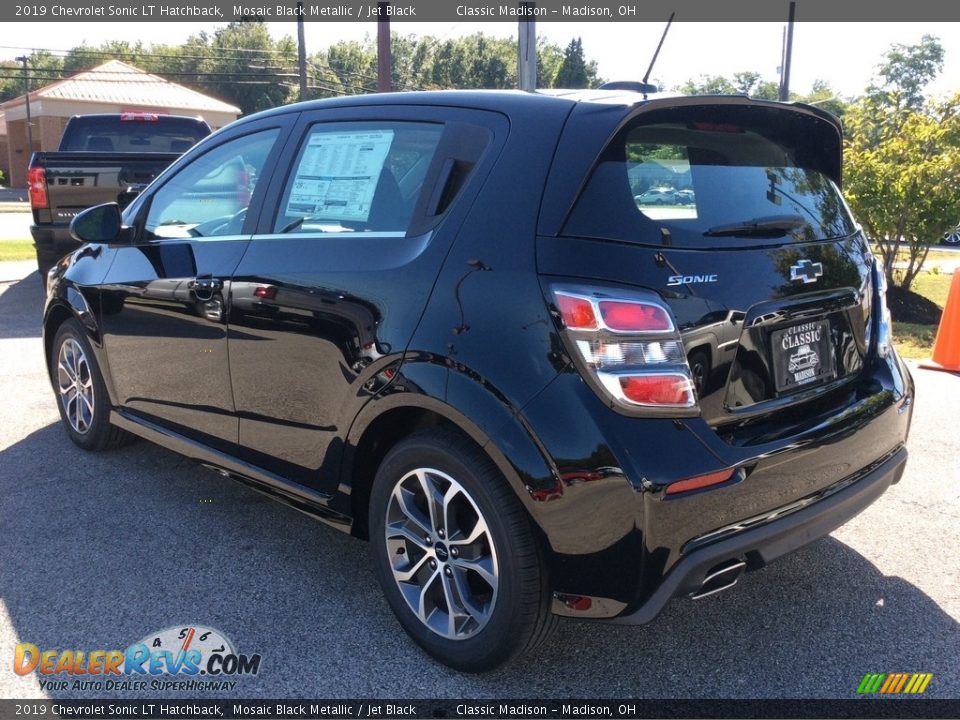 2019 Chevrolet Sonic LT Hatchback Mosaic Black Metallic / Jet Black Photo #7