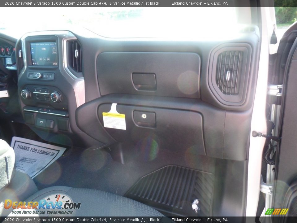 2020 Chevrolet Silverado 1500 Custom Double Cab 4x4 Silver Ice Metallic / Jet Black Photo #35