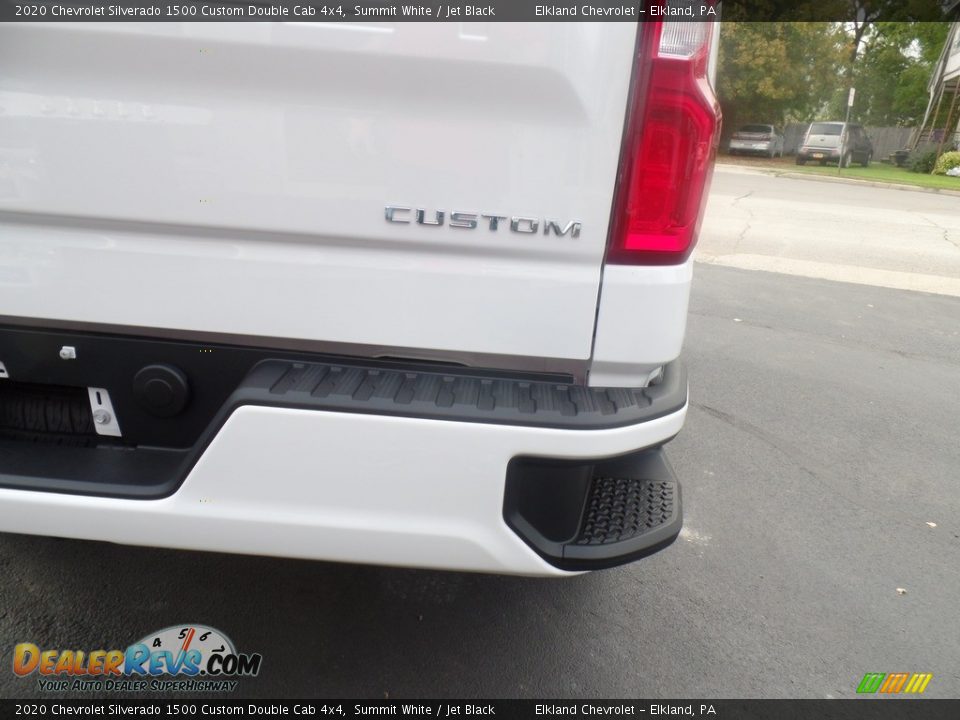 2020 Chevrolet Silverado 1500 Custom Double Cab 4x4 Summit White / Jet Black Photo #13