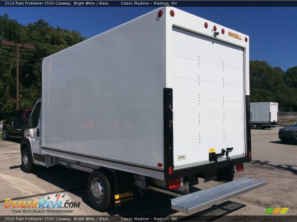 2019 Ram ProMaster 3500 Cutaway Bright White / Black Photo #7