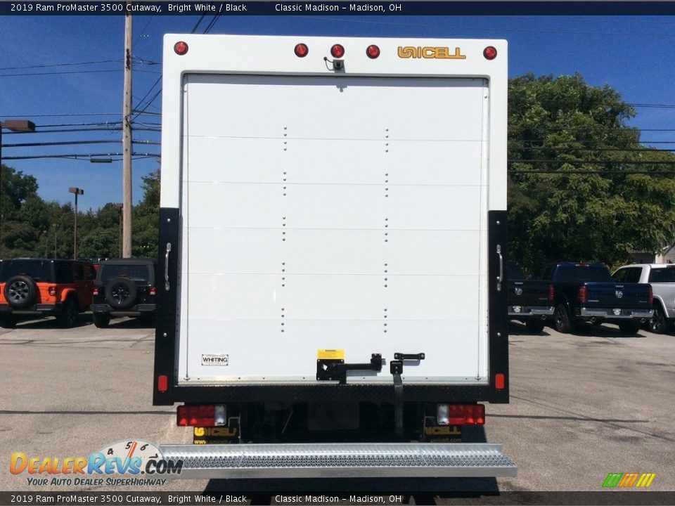 2019 Ram ProMaster 3500 Cutaway Bright White / Black Photo #8