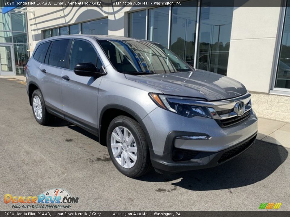 Front 3/4 View of 2020 Honda Pilot LX AWD Photo #2