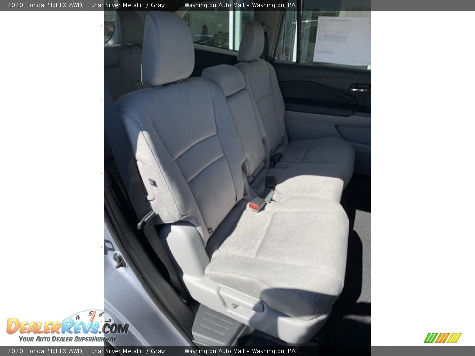 2020 Honda Pilot LX AWD Lunar Silver Metallic / Gray Photo #25