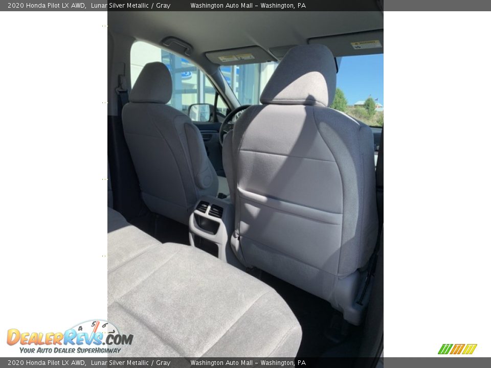 2020 Honda Pilot LX AWD Lunar Silver Metallic / Gray Photo #28