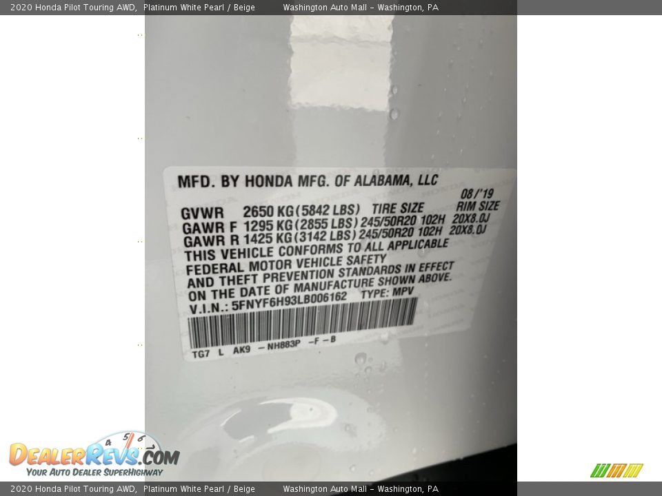 2020 Honda Pilot Touring AWD Platinum White Pearl / Beige Photo #9