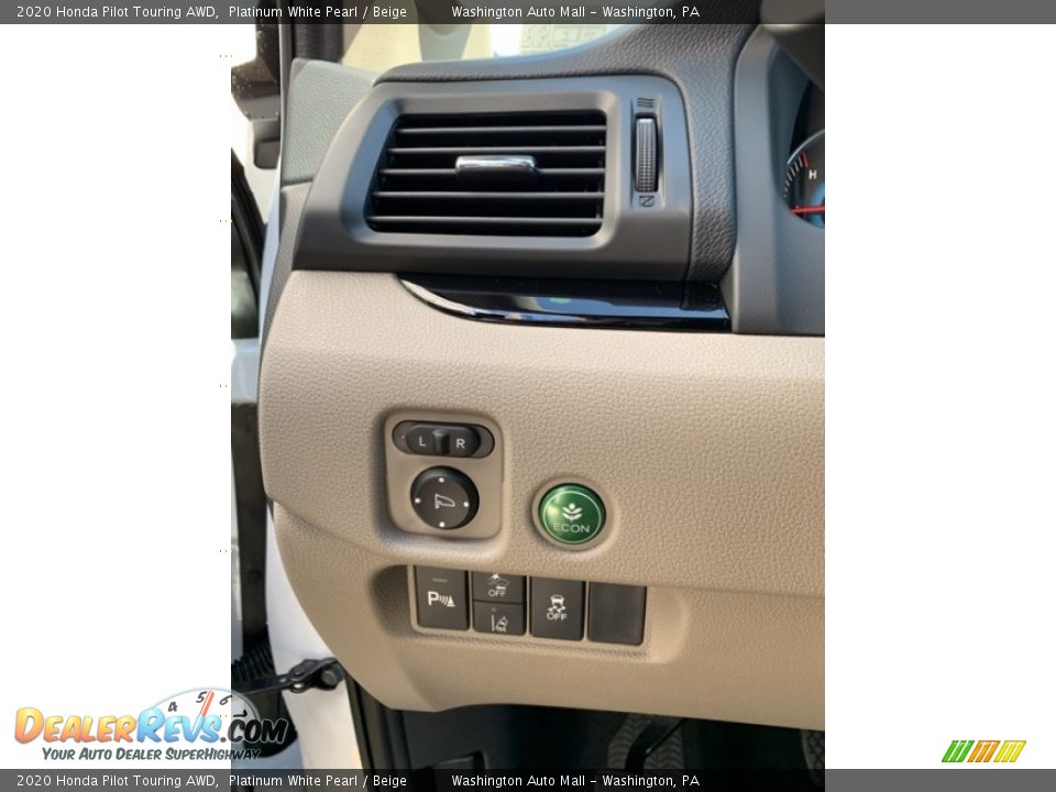 2020 Honda Pilot Touring AWD Platinum White Pearl / Beige Photo #12
