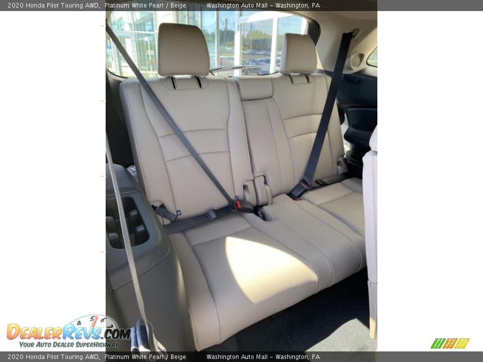 2020 Honda Pilot Touring AWD Platinum White Pearl / Beige Photo #30