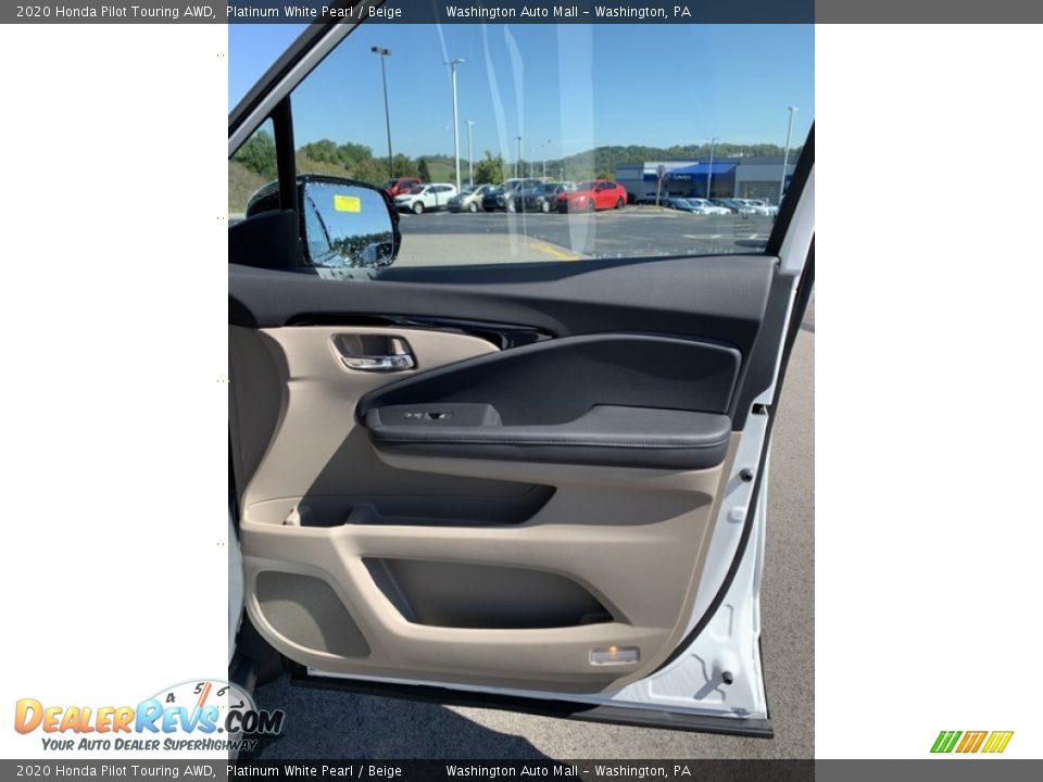 2020 Honda Pilot Touring AWD Platinum White Pearl / Beige Photo #36