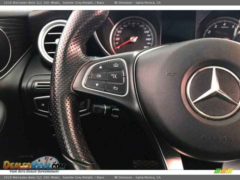 2016 Mercedes-Benz GLC 300 4Matic Steering Wheel Photo #18