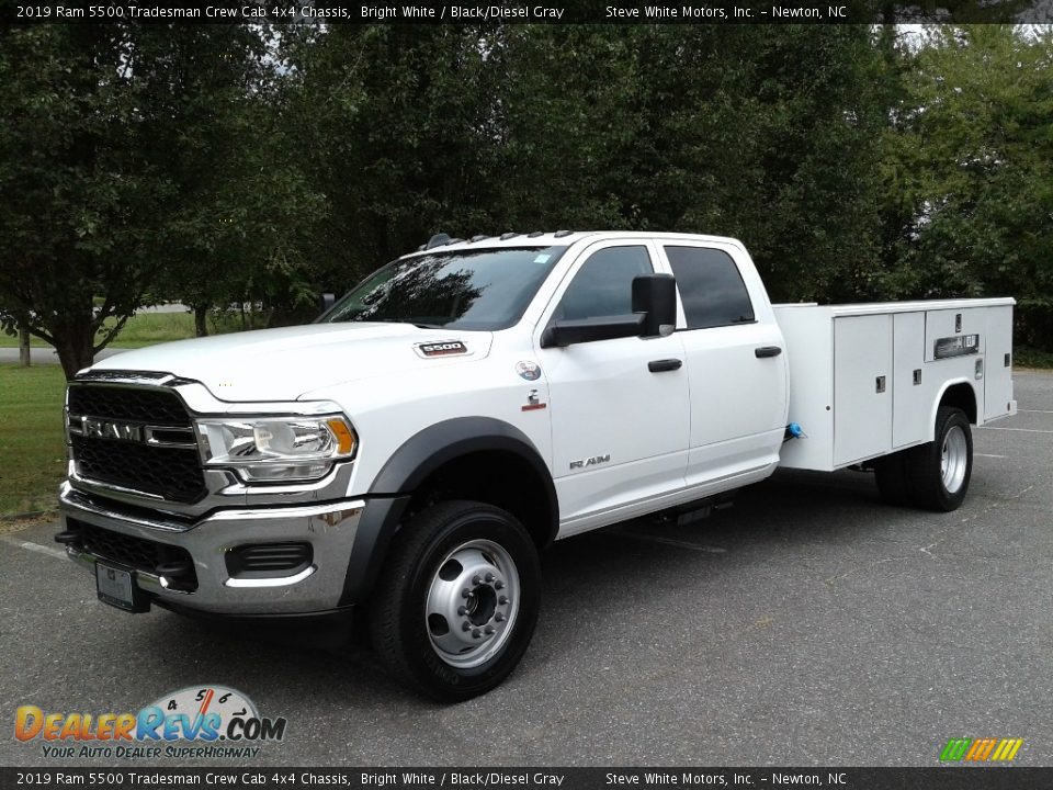 2019 Ram 5500 Tradesman Crew Cab 4x4 Chassis Bright White / Black/Diesel Gray Photo #2