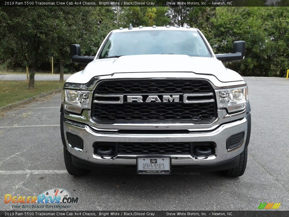 2019 Ram 5500 Tradesman Crew Cab 4x4 Chassis Bright White / Black/Diesel Gray Photo #3