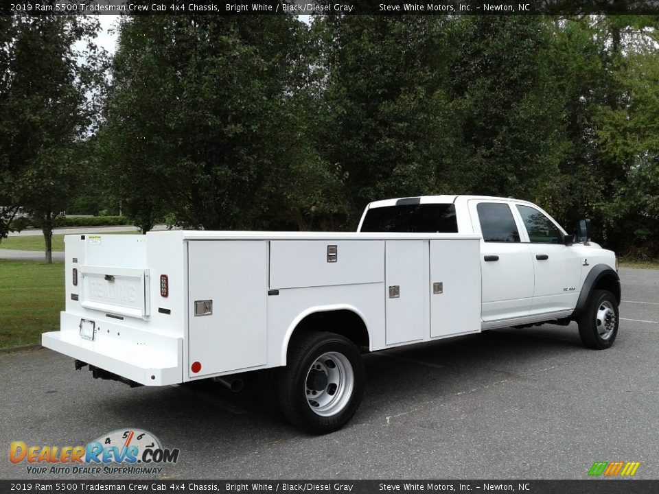 2019 Ram 5500 Tradesman Crew Cab 4x4 Chassis Bright White / Black/Diesel Gray Photo #6