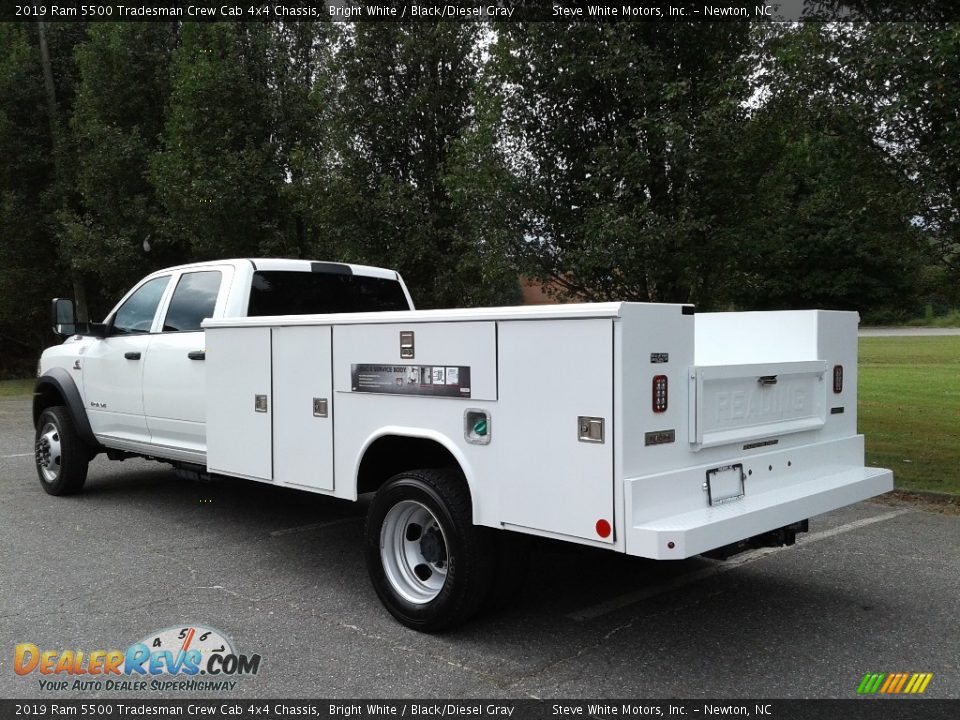 2019 Ram 5500 Tradesman Crew Cab 4x4 Chassis Bright White / Black/Diesel Gray Photo #8