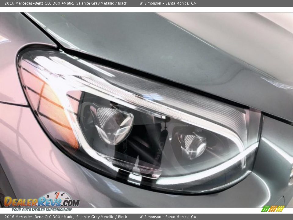 2016 Mercedes-Benz GLC 300 4Matic Selenite Grey Metallic / Black Photo #32