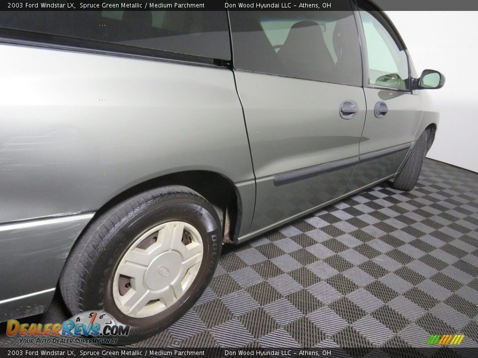 2003 Ford Windstar LX Spruce Green Metallic / Medium Parchment Photo #16