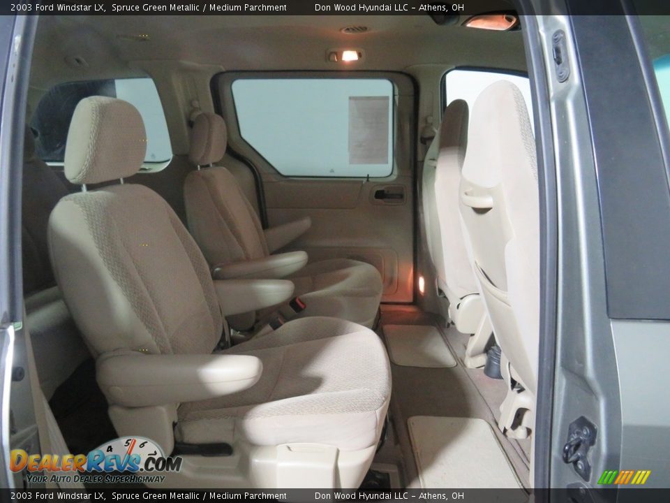 2003 Ford Windstar LX Spruce Green Metallic / Medium Parchment Photo #33