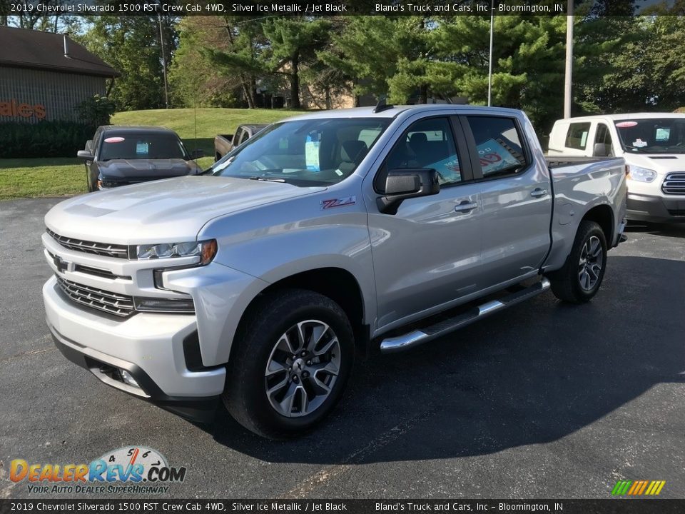 2019 Chevrolet Silverado 1500 RST Crew Cab 4WD Silver Ice Metallic / Jet Black Photo #2