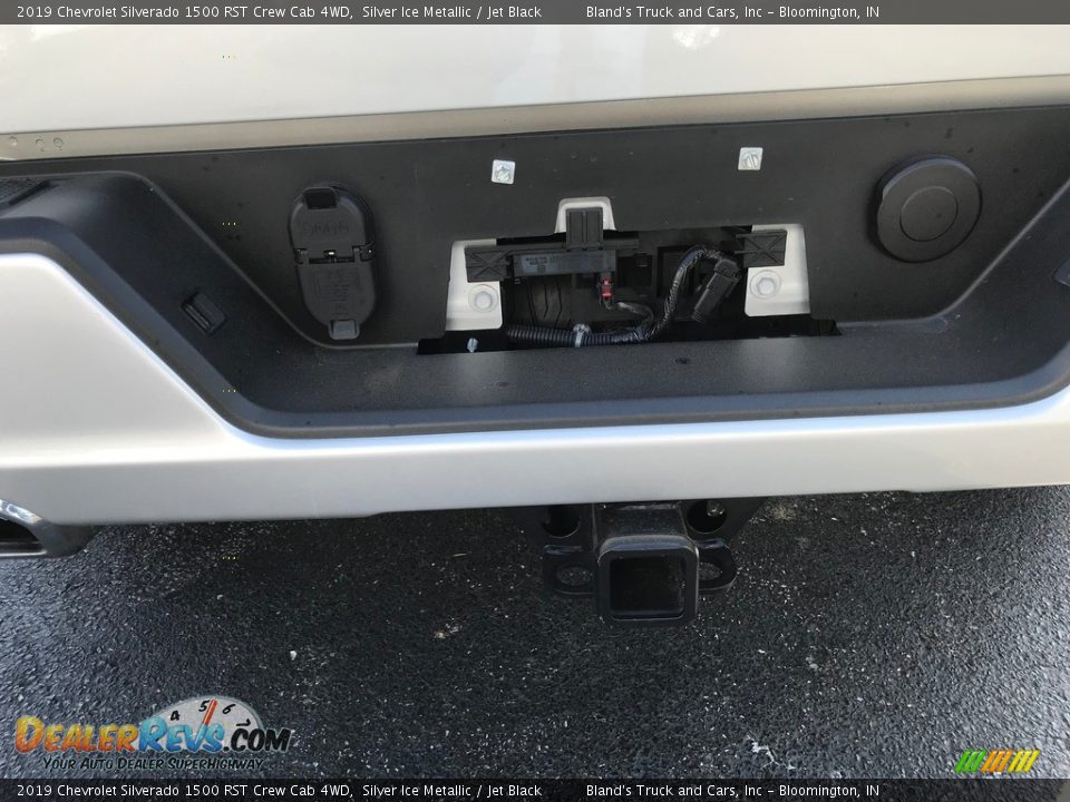 2019 Chevrolet Silverado 1500 RST Crew Cab 4WD Silver Ice Metallic / Jet Black Photo #9