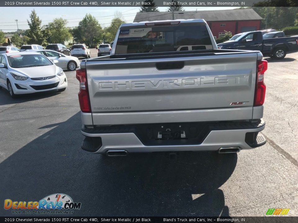 2019 Chevrolet Silverado 1500 RST Crew Cab 4WD Silver Ice Metallic / Jet Black Photo #10