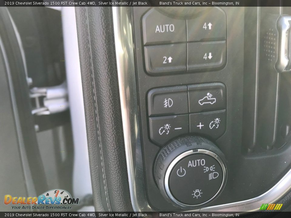 2019 Chevrolet Silverado 1500 RST Crew Cab 4WD Silver Ice Metallic / Jet Black Photo #21