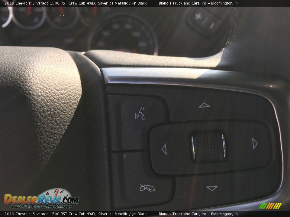 2019 Chevrolet Silverado 1500 RST Crew Cab 4WD Silver Ice Metallic / Jet Black Photo #25