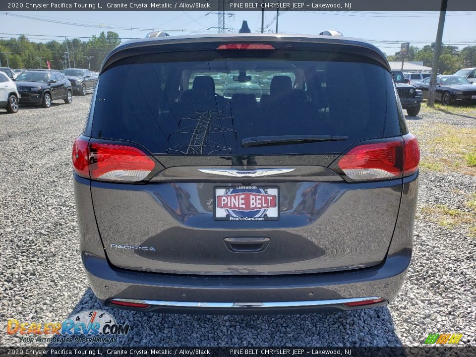 2020 Chrysler Pacifica Touring L Granite Crystal Metallic / Alloy/Black Photo #5