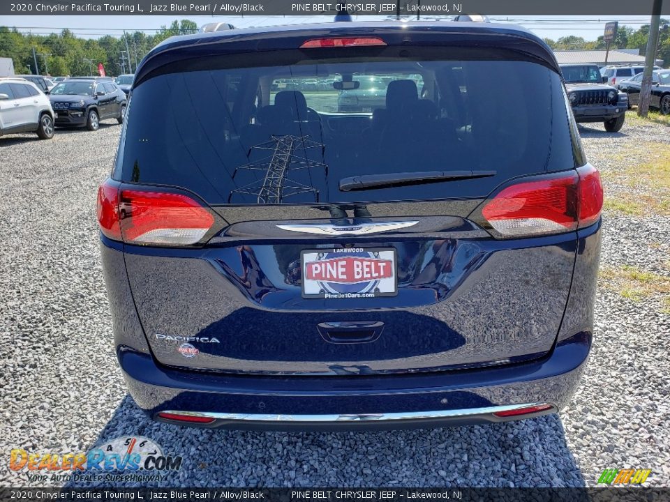 2020 Chrysler Pacifica Touring L Jazz Blue Pearl / Alloy/Black Photo #5