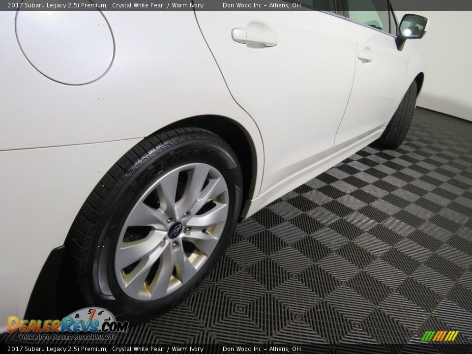 2017 Subaru Legacy 2.5i Premium Crystal White Pearl / Warm Ivory Photo #16