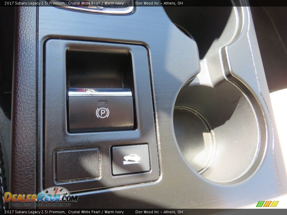 2017 Subaru Legacy 2.5i Premium Crystal White Pearl / Warm Ivory Photo #28