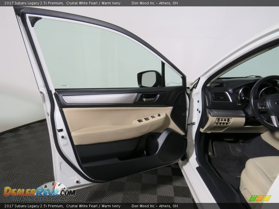 2017 Subaru Legacy 2.5i Premium Crystal White Pearl / Warm Ivory Photo #29