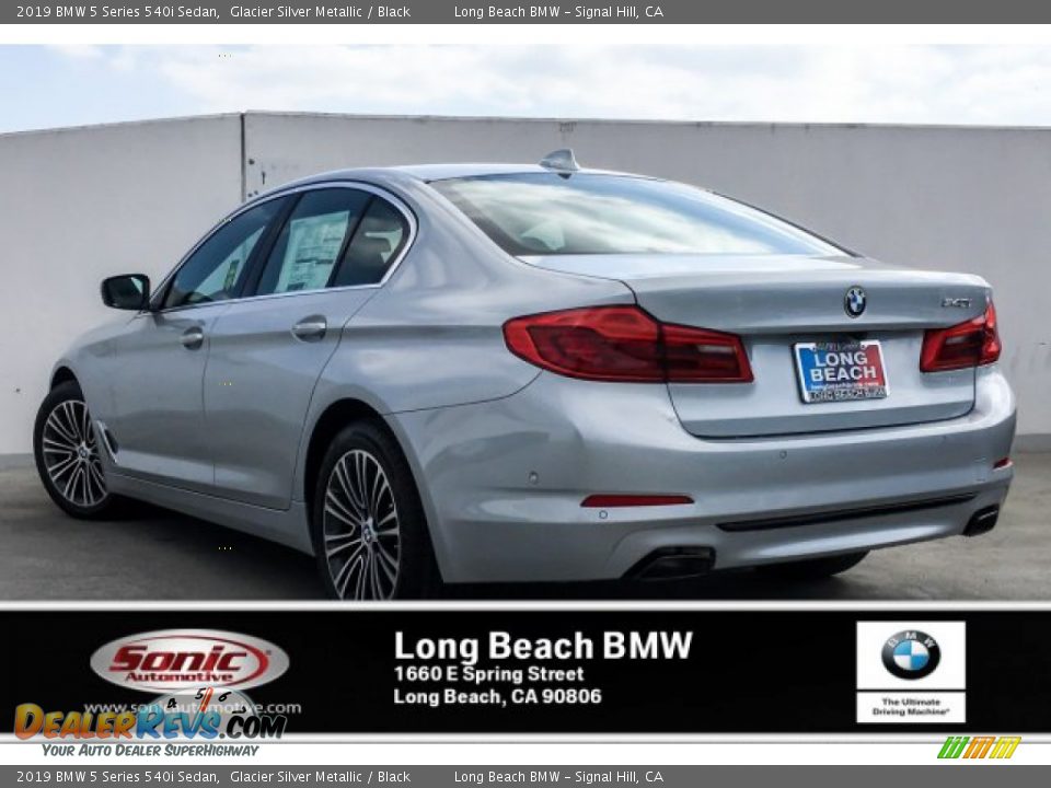 2019 BMW 5 Series 540i Sedan Glacier Silver Metallic / Black Photo #2