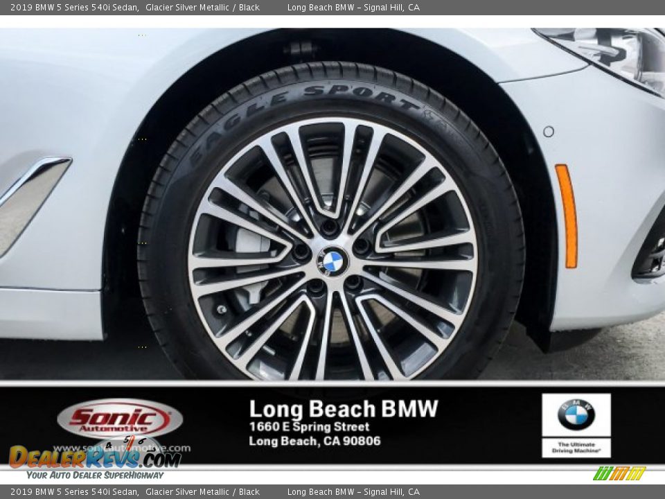 2019 BMW 5 Series 540i Sedan Glacier Silver Metallic / Black Photo #9