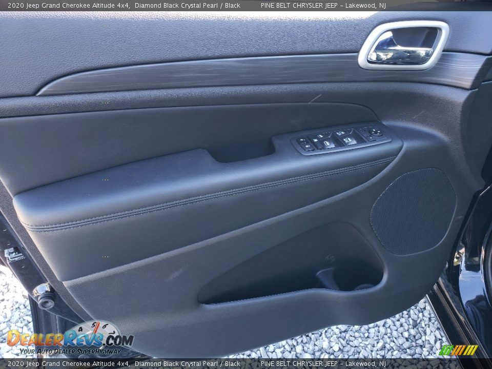 2020 Jeep Grand Cherokee Altitude 4x4 Diamond Black Crystal Pearl / Black Photo #8