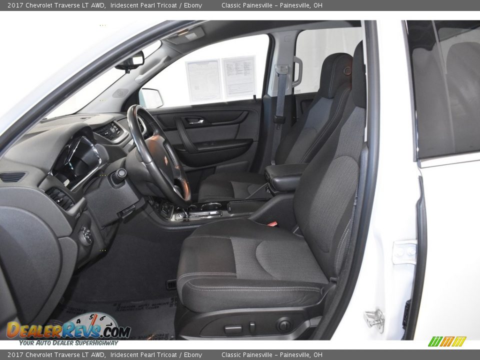 2017 Chevrolet Traverse LT AWD Iridescent Pearl Tricoat / Ebony Photo #7