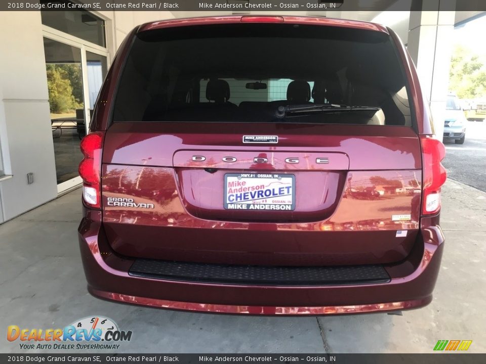 2018 Dodge Grand Caravan SE Octane Red Pearl / Black Photo #4