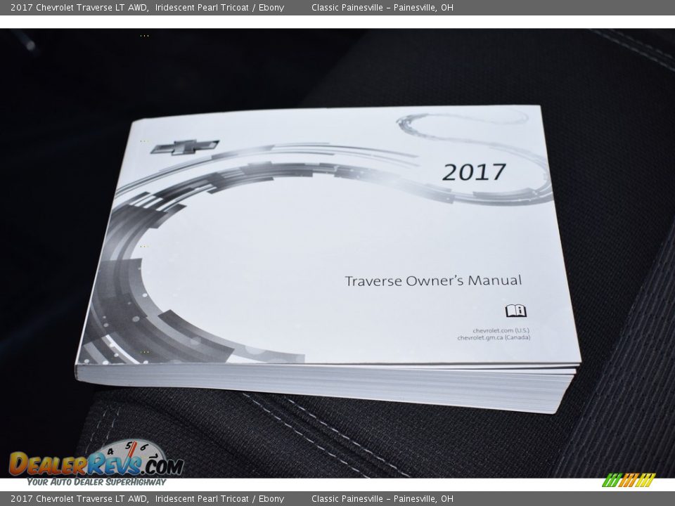 2017 Chevrolet Traverse LT AWD Iridescent Pearl Tricoat / Ebony Photo #17