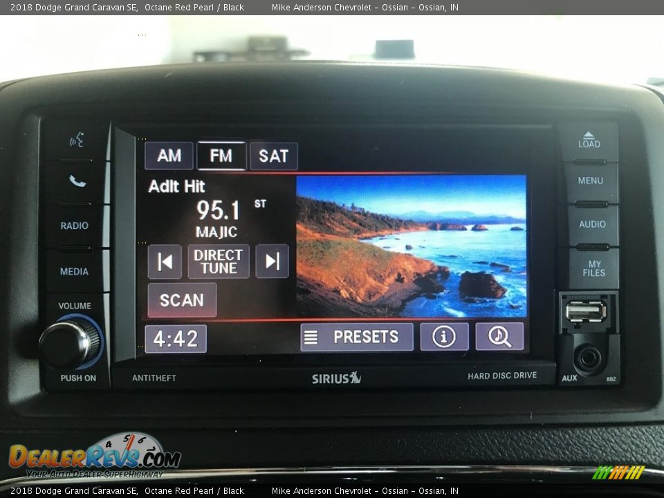 2018 Dodge Grand Caravan SE Octane Red Pearl / Black Photo #16