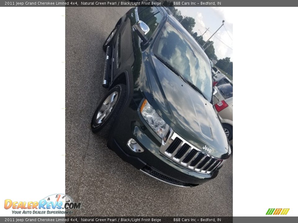 2011 Jeep Grand Cherokee Limited 4x4 Natural Green Pearl / Black/Light Frost Beige Photo #10