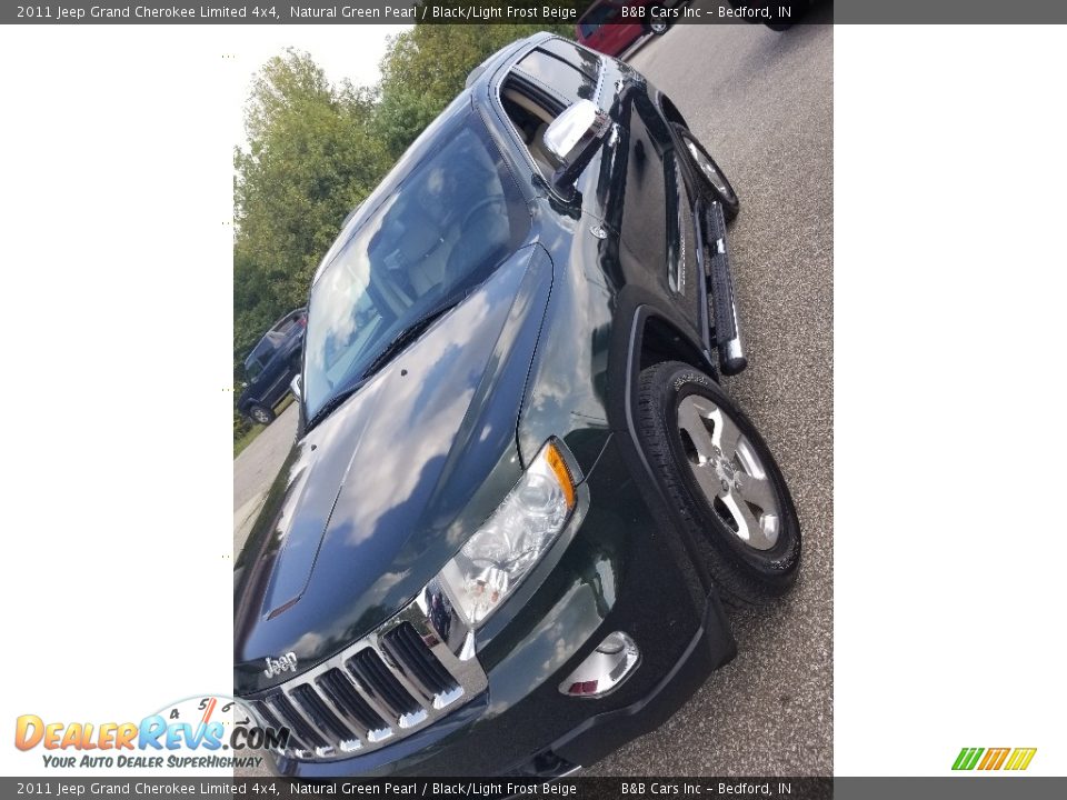 2011 Jeep Grand Cherokee Limited 4x4 Natural Green Pearl / Black/Light Frost Beige Photo #11