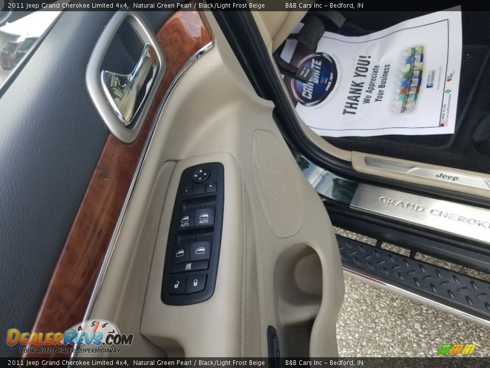 2011 Jeep Grand Cherokee Limited 4x4 Natural Green Pearl / Black/Light Frost Beige Photo #12
