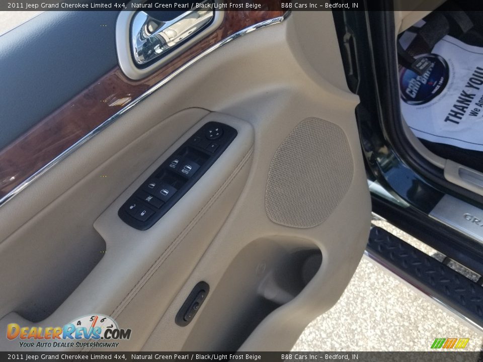 2011 Jeep Grand Cherokee Limited 4x4 Natural Green Pearl / Black/Light Frost Beige Photo #15