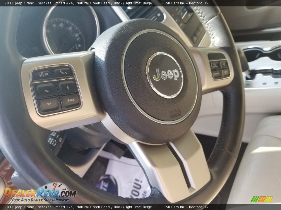 2011 Jeep Grand Cherokee Limited 4x4 Natural Green Pearl / Black/Light Frost Beige Photo #17